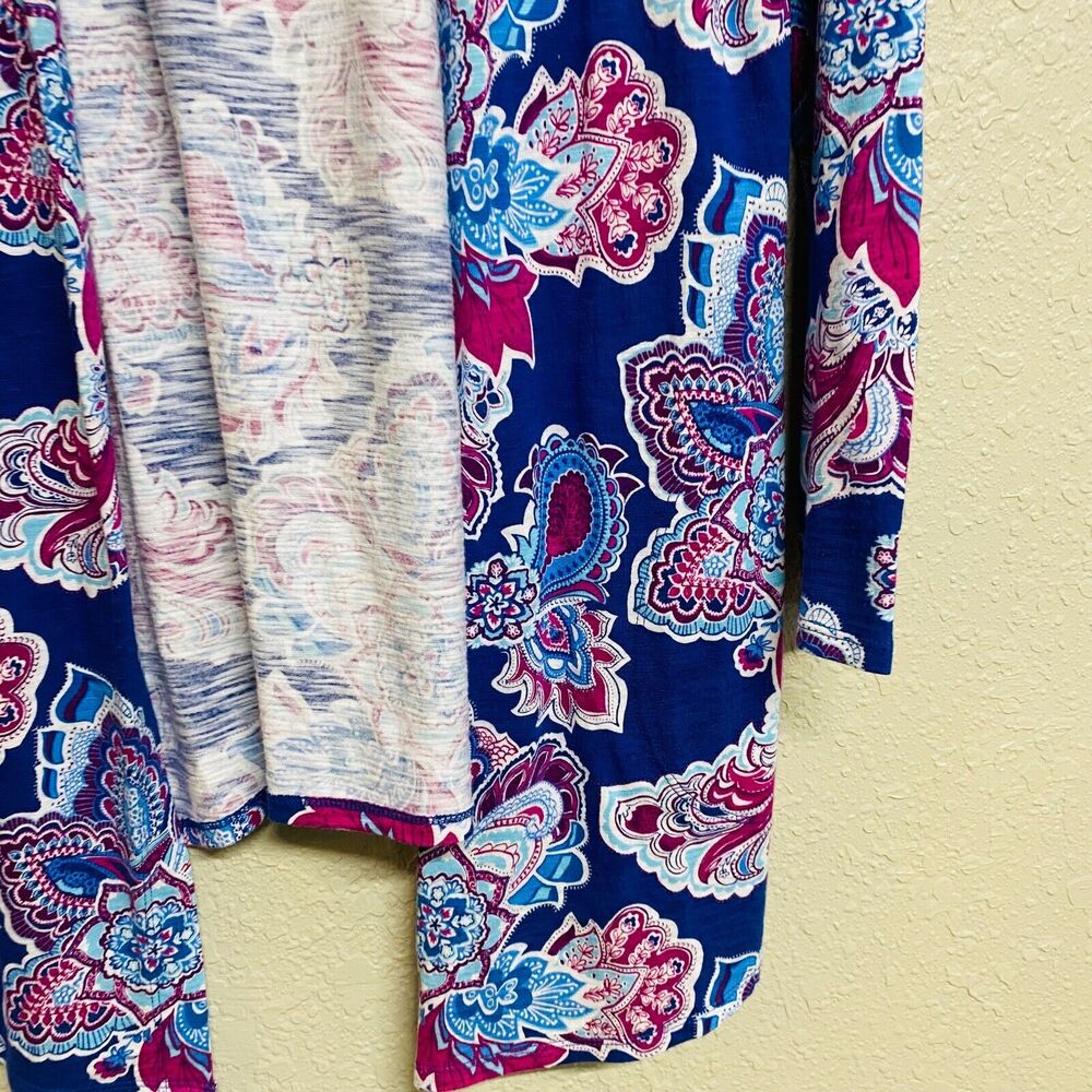 Chico's Women's The Ultimate Tee Open Front Outline Floral Cardigan Size 0/S/4 - Picture 5 of 8